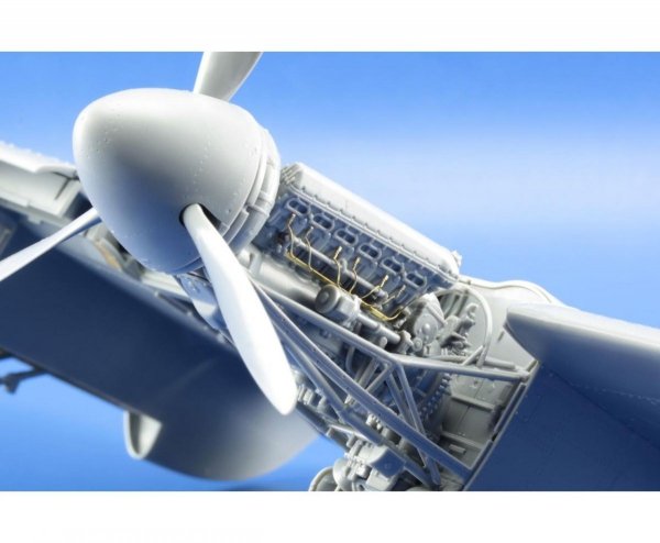 Eduard 32379 Mosquito FB Mk. VI exterior TAMIYA