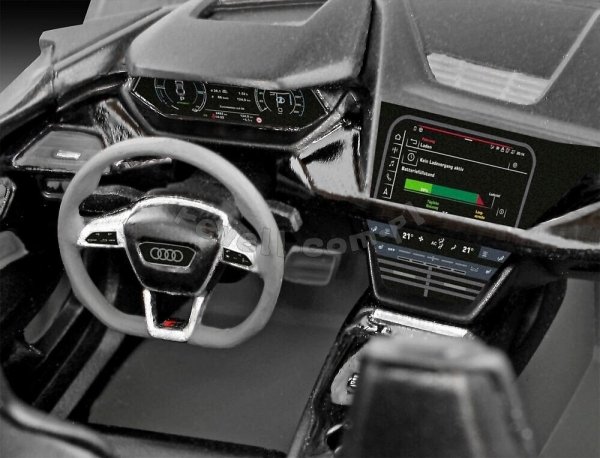 Revell 67698 Audi RS e-tron GT Easy click system Model Set 1/24