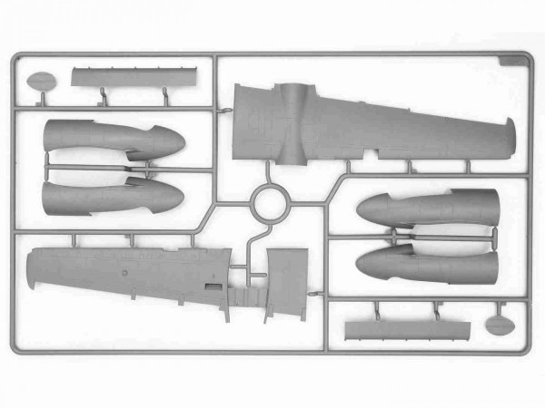 ICM 48280 B-26K with USAF Pilots &amp; Ground Personnel 1/48