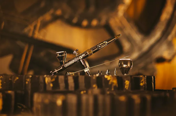 Harder &amp; Steenbeck 121232 Aerograf Evolution 2024 CR+ 0,45mm