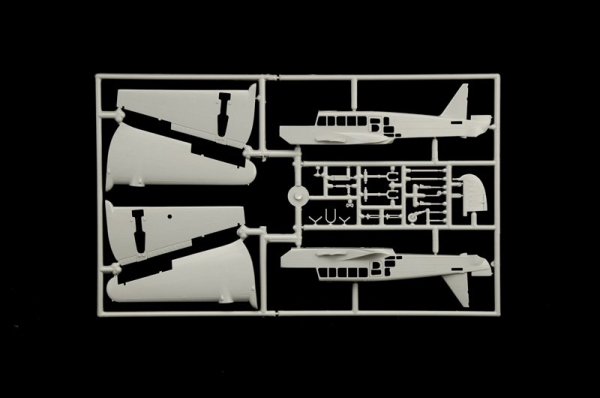 Italeri 0106 Caproni Ca. 313/314 Vintage Special Anniversary Edition 1/72