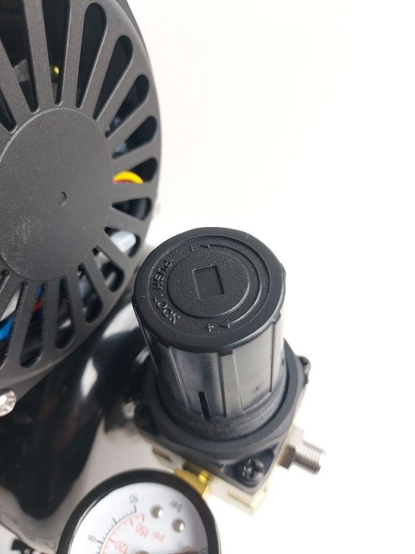 Fine Art FA-20T Kompresor bezolejowy 3l z filtrem i reduktorem Premium Line (S5000)