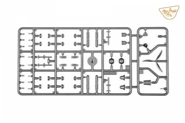 Clear Prop! CP4810 TB.2 UAV UKRAINIAN NAVY STARTER KIT 1/48