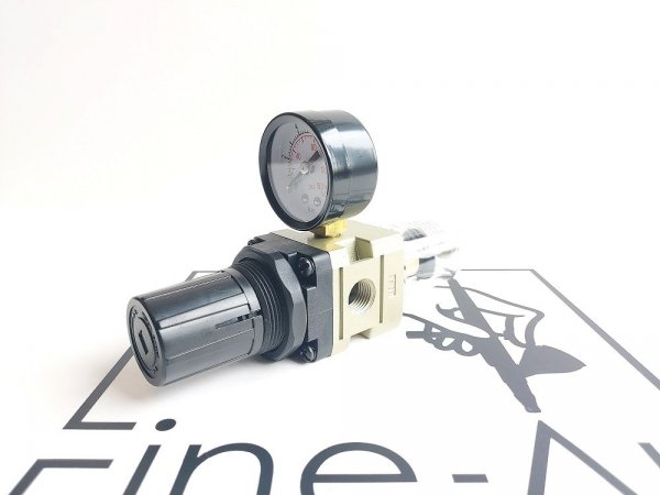 Fine Art FA-20T Kompresor bezolejowy 3l z filtrem i reduktorem Premium Line (S5000)
