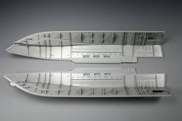 Tiger Model 6290 Sweden CB90 Fast Assault Craft 1991-present 1/35