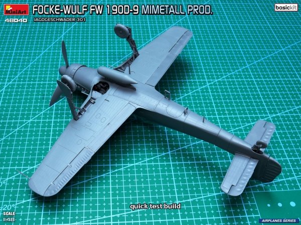 MiniArt 48040 FOCKE-WULF FW 190D-9. MIMETALL PROD. JAGDGESCHWADER 301. BASIC KIT 1/48