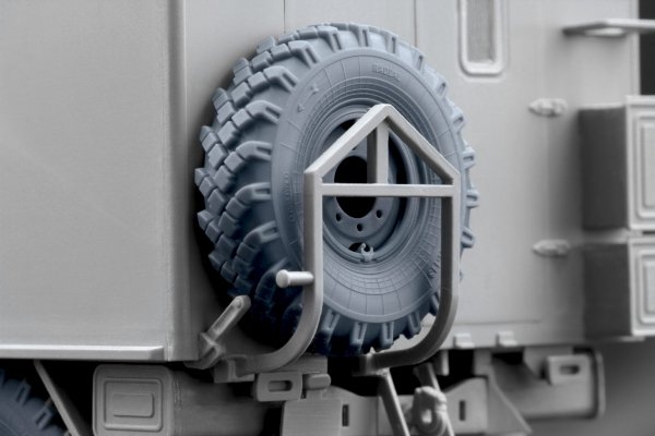 ScaleX WM 35018S ZIL 131 Sagged wheel set for Trumpeter kit 1/35