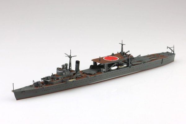 Aoshima 06965 JAPANESE NAVY MIDGET SUBMARINE TENDER CHIYODA 1/700