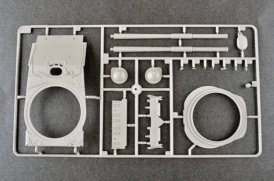Trumpeter 09579 Russian T-80UE-1 MBT 1/35