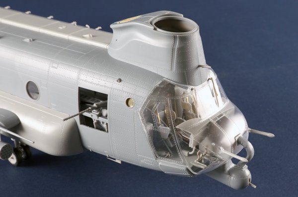 Trumpeter 05113 ACH-47A Armored Chinook 1/35