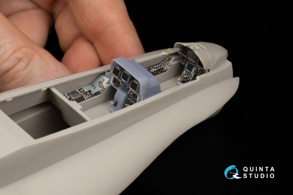 Quinta Studio QDS+48347 FA-18D late 3D-Printed coloured Interior on decal paper (Hasegawa) (with 3D-printed resin parts) (Small version) 1/48