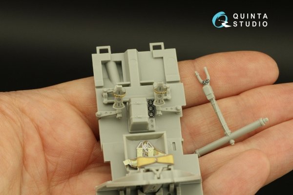 Quinta Studio QD32166 Do 335A-12 3D-Printed &amp; coloured Interior on decal paper (Zoukei-Mura) 1/32