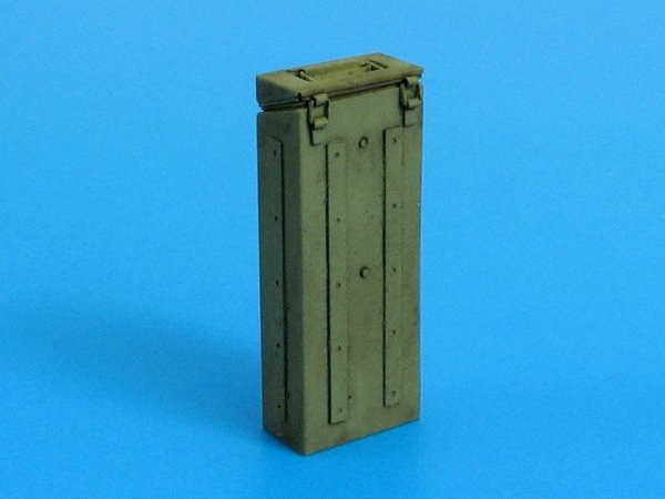 Eureka XXL A-3510 7,5 cm Nebelgranatpatrone Kw.K.37/Stu.K.37 L/24 1/35