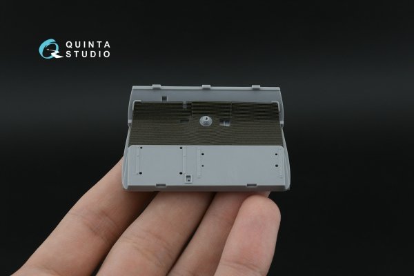 Quinta Studio QR35044 Ural-4320 floor mat, type 1 (Zvezda) 1/35