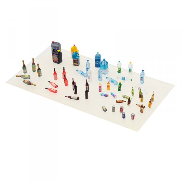 AK Interactive AK35018 BOTTLES &amp; CANS 1/35