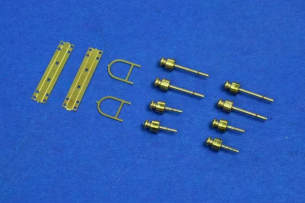 RB Model 35D02 Telegraphic pillar with 4 insulators Set contains not assembled 2 pcs 1/35