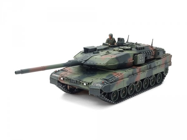 Tamiya 32607 Leopard 2 A7V German Main Battle Tank 1/48
