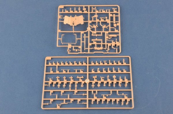 Hobby Boss 83895 German 3.7cm Pak 35/36 auf Pz.Kpfw 35R(f) 1/35