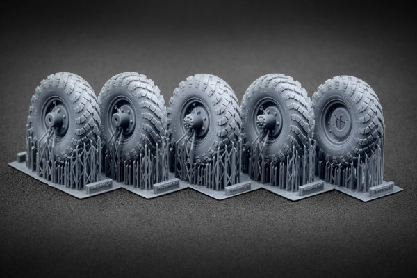 ScaleX WM 35005 GAZ-66 Ordinary wheel set (for Trumpeter) 1/35