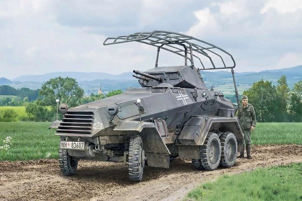 Italeri 97032 Sd.Kfz. 232 6 Rad. 1/72