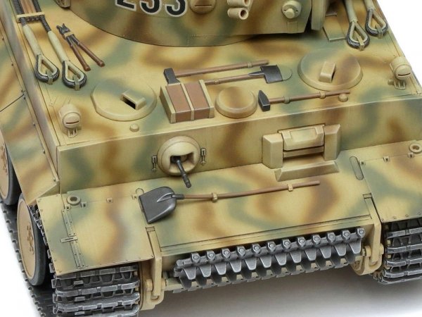 Tamiya 32603 German Heavy Tank Tiger I Early Production (Eastern Front) 1/48