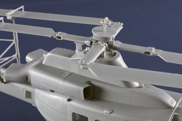 Trumpeter 05118 UH-1Y Venom 1/35