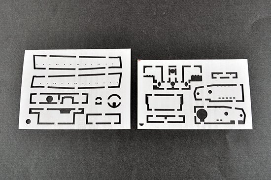 Trumpeter 09540 Pz.Kpfw.VI Ausf.E Sd.Kfz.181 Tiger I (Late Production) w/Zimmerit (1:35)
