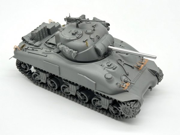 Border Model BT-056 Sherman M4A1 LATE tank 1/35
