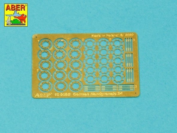 Aber 16058B Set of German hand grenades - metal and wooden parts x15 pcs 1/16