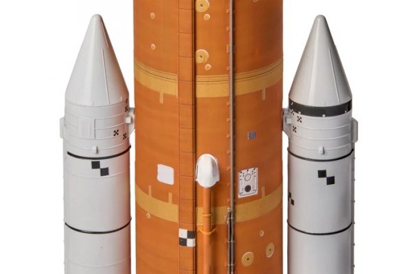 Revell 03760 Nasa Artemis Space Launch System 1/144