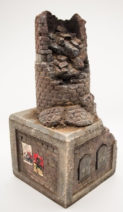 RT-Diorama 35300 Ruined Factory chimney 1/35