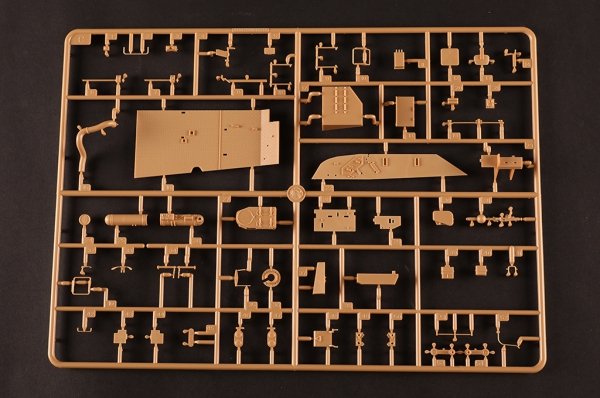Hobby Boss 84568 Bergepanzer BPz2A2 Buffalo ARV 1/35