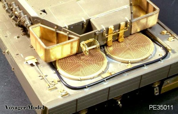 Voyager Model PE35011 Leopard 2A5 PE Update 1/35