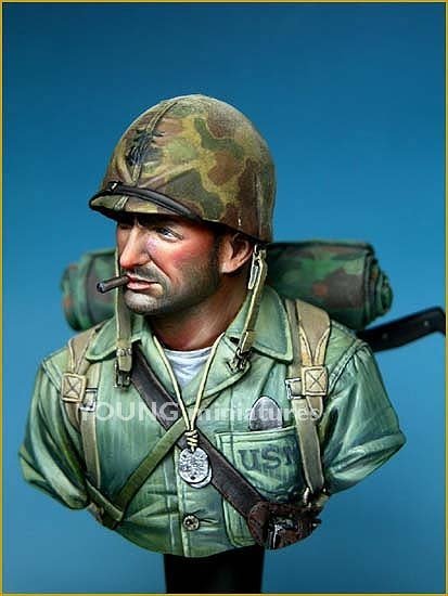 Young Miniatures YM1813 SUSMC IWOJIMA 1945 1/10