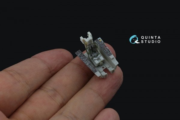Quinta Studio QD72104 CF-104 late 3D-Printed &amp; coloured Interior on decal paper (Hasegawa) 1/72