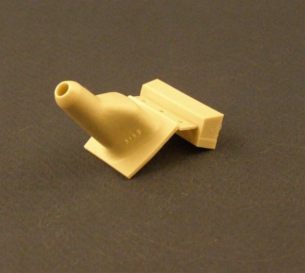 Panzer Art RE35-024 Saukopf Mantel with cast marks for StuG III/IV 1/35