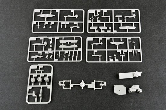 Trumpeter 05627 German Navy Aircraft Carrier DKM Graf Zeppelin 1/350