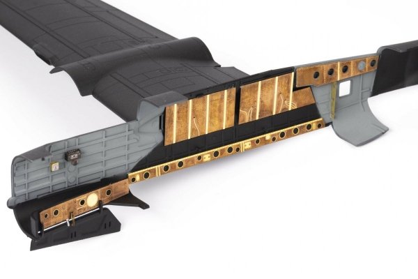 Eduard 481080 B-26K Invader exterior &amp; undercarriage ICM 1/48