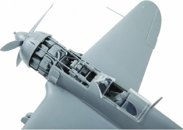 Zvezda 4803 LAVOCHKIN LA-5 1/48