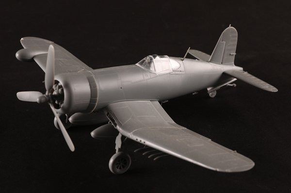Hobby Boss 80385 F4U-2 Corsair 1/48