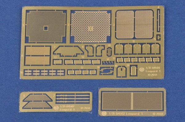 Hobby Boss 84502 Leopard C1A1 (Canadian MBT) 1/35