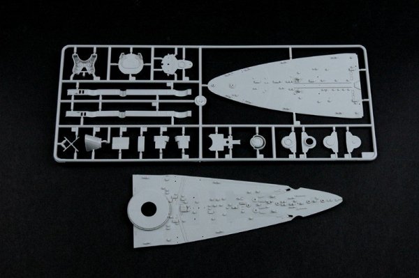 Trumpeter 05318 Italian Navy Battleship RN Roma (1:350) 