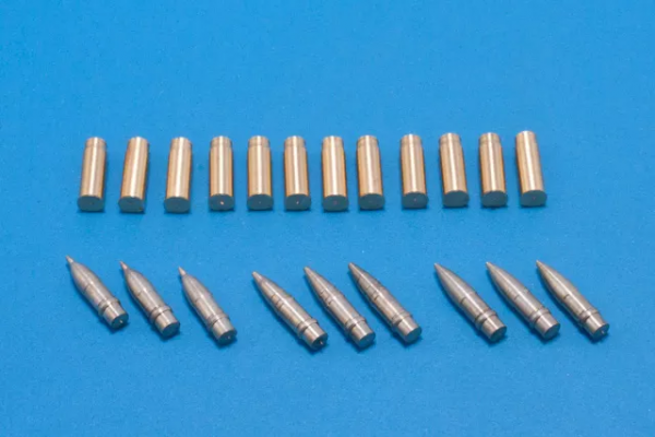 RB Model 35P02 7.5cm KwK 37 &amp; StuK 37 L/24 1/35