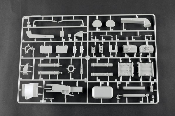 Trumpeter 00944 Pz.Kpfw.VI Ausf.E Sd.Kfz.181 Tiger I (Medium Production) 1/16