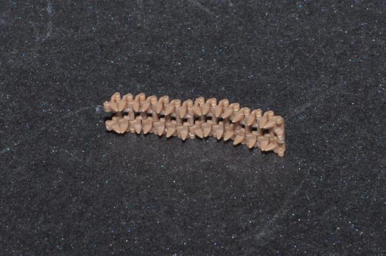 Trumpeter 02061 Workable Track links for French R35 (1:35)