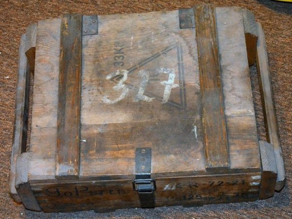 Eureka XXL E-035 Modern Russian Ammo Crates Type I for 7,62mm Ammo (for AK-47 Kalashnikov) 1/35