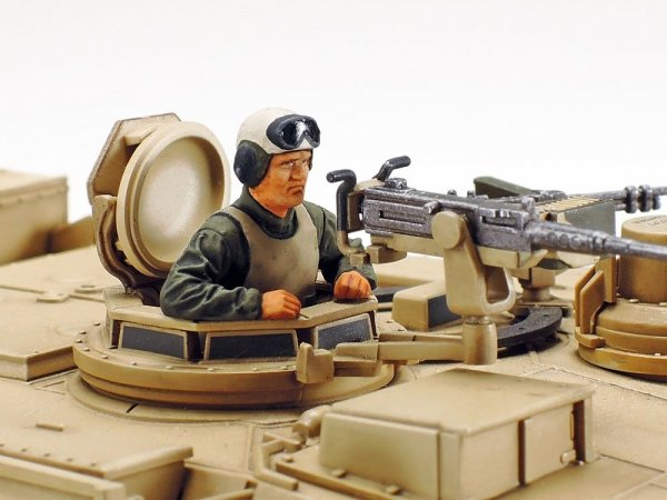 Tamiya 32592 U.S. MAIN BATTLE TANK M1A2 ABRAMS (1:48)