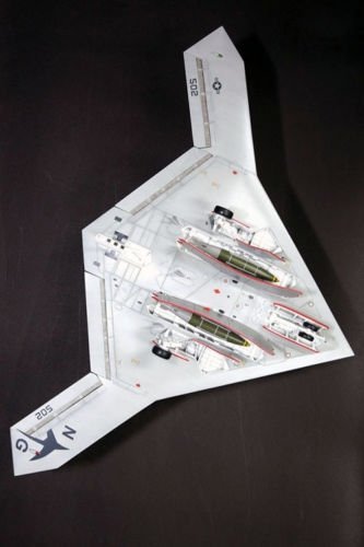 Freedom 18001 U.S Navy UCAS X-47B 1/48