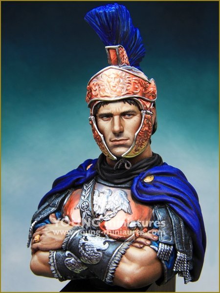 Young Miniatures YH1858 ROMAN TRIBUNE 1/10