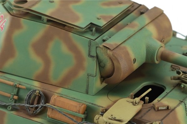 Meng Model TS-052 German Medium Tank Sd.Kfz. 171 Panther Ausf.G Early/Ausf.G with Air Defence Armor 1/35